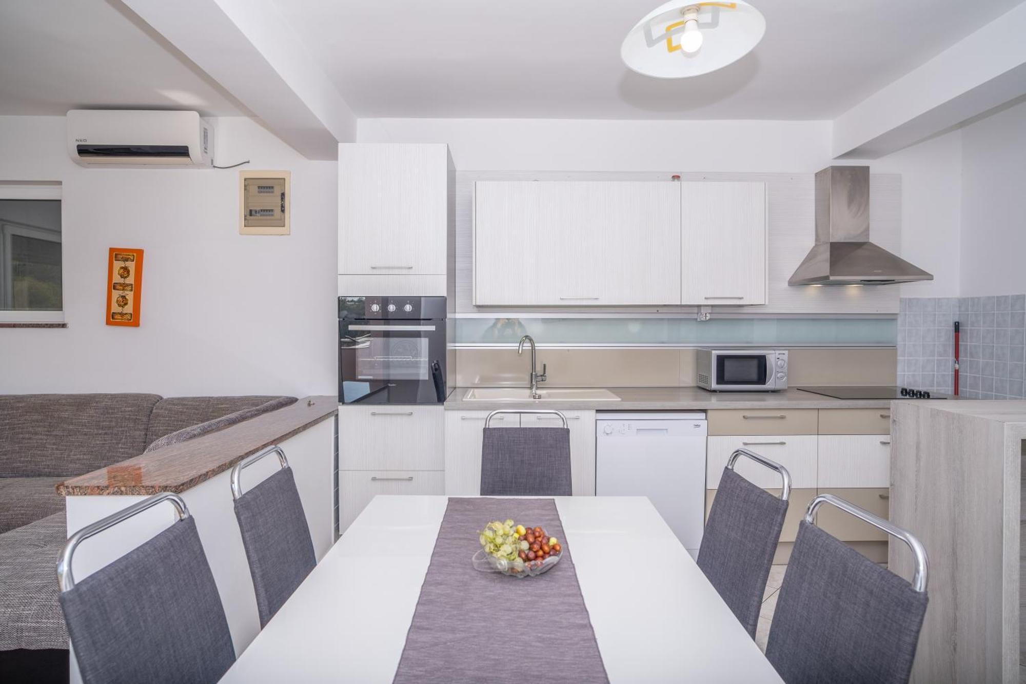Apartment Bura Šibenik Eksteriør bilde